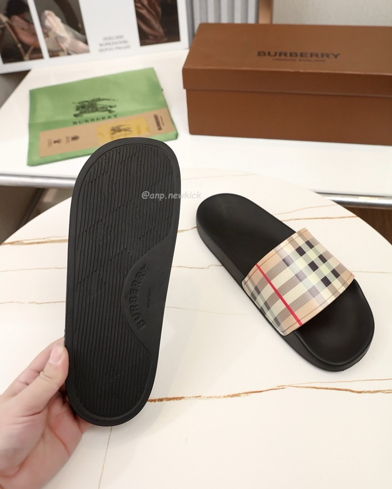 Burberry Vintage Check Slides Beige (6) - newkick.org